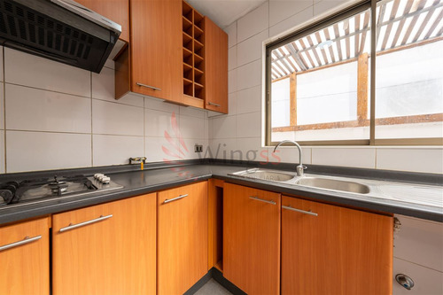 Casa En Venta De 4 Dorm. En Colina