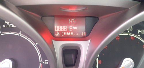 Imagen 10 de 10 de Ford Fiesta Kinetic D Titaniun