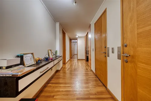 Penthouse En Venta De 4 Dorm. En Vitacura