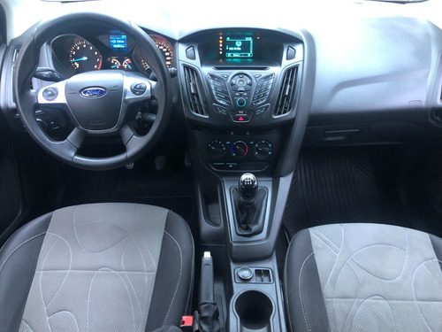Ford Focus III 1.6 S