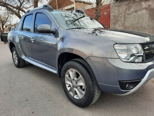 Imagen 2 de 15 de Renault Duster Oroch 2017 2.0 Privilege