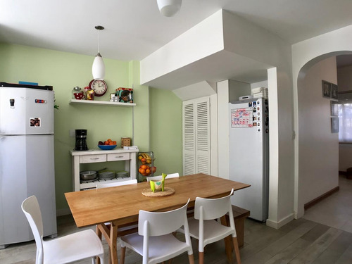 Imagen 9 de 30 de Lindo Chalet En Zona Tranquila A 1 Cuadra De Libertador