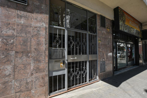 Imagen 2 de 17 de Departamento 2 Dormitorios En Venta Microcentro Rosario