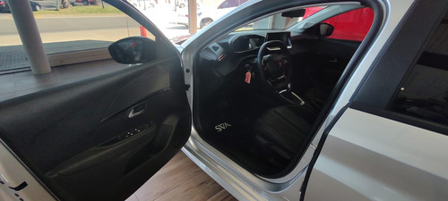 Peugeot 208 1.6 Feline Tiptronic