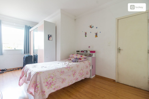 Imagem 8 de 15 de Aluguel De Casa Com 240m² E 6 Quartos - 10671
