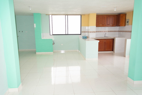 Imagen 9 de 9 de Se Arrienda Departamento En Pusuqui, Las 4 Esquinas. Junto Al Colegio Santo Domingo Savio.