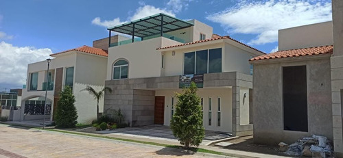 Casa En Venta En Metepec