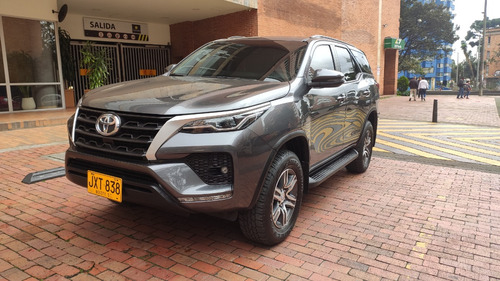 Toyota Fortuner 2.7l