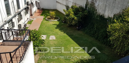 Venta De Departamento  Castelar