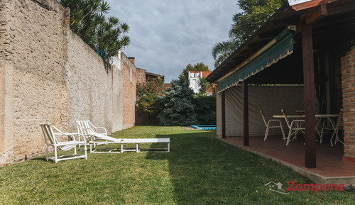 Venta De Casa Multifamiliarconstruida S/ Lote Propio De 454 M2, Ideal P/2 Familias -el Palomar