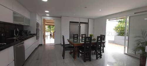 Imagen 10 de 22 de Ana Cárdenas Vende Casa En Los Naranjos Del Cafetal Mls #22-6932