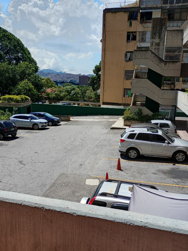 Alquiler Cubículo Santa Mónica. Cv