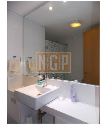 Divino Con Servicios Piso Alto -ref:9057
