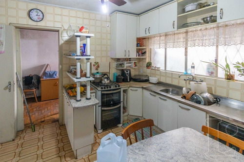 Sobrado Em Camaquã Com 4 Dormitórios - Lu268809