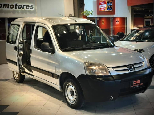Peugeot Partner Confort 1.4n 2011 179.000km Gris
