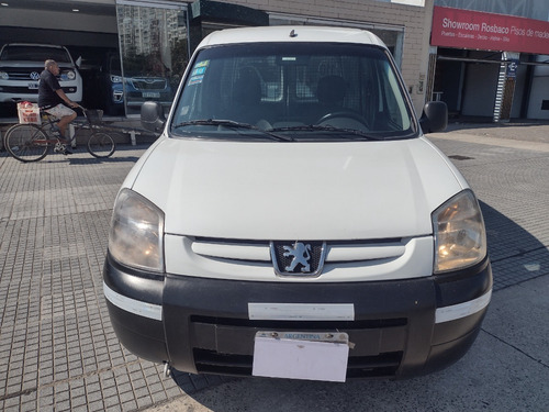 Imagen 2 de 16 de Peugeot Partner Blanca
