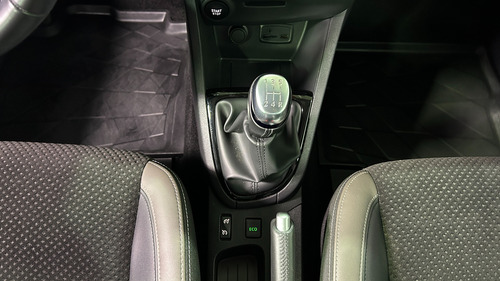 Renault Clio Iv 0.9 Hb Dyn E6 F2 Mt A Turbo