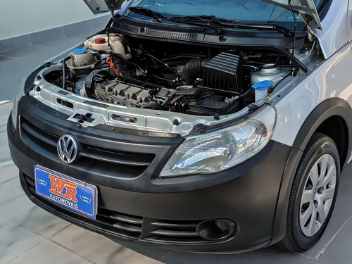 Imagem 8 de 8 de Volkswagen Saveiro Cs 1.6 Flex 2013 2p