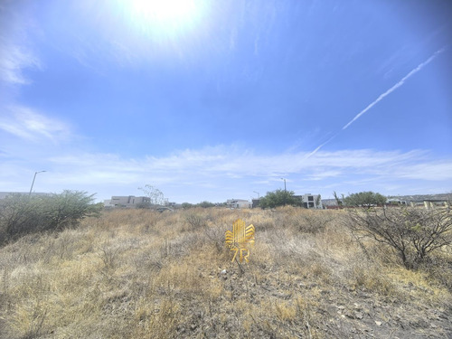 Terreno Plano En Venta En La Espiga, Querétaro.