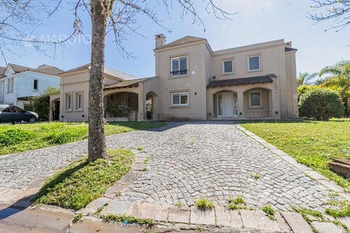 Imagen 2 de 30 de Casa En Venta En Barrio Septiembre - Maroto Propiedades