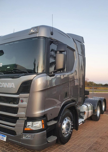 Imagem 2 de 6 de Scania R 450