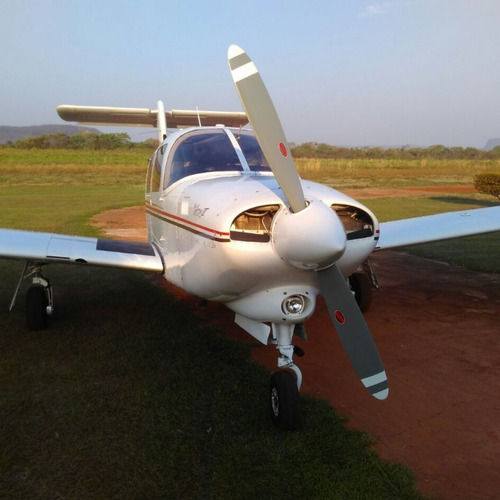 Imagem 1 de 8 de Avião Piper Arrow Iv