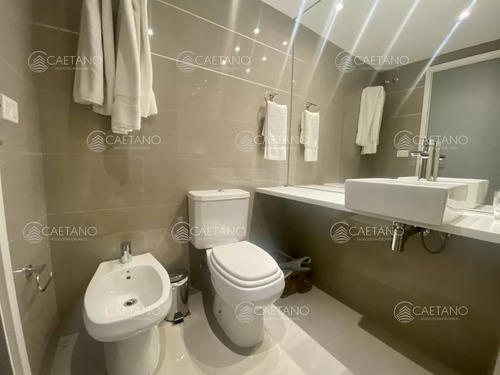 Venta Apartamento 3 Dormitorios. Playa Mansa, Punta Del Este