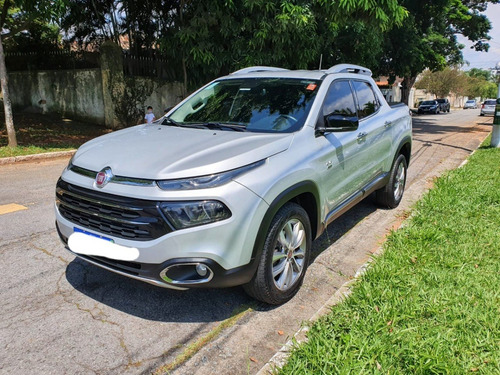 Imagem 1 de 13 de Fiat Toro Volcano