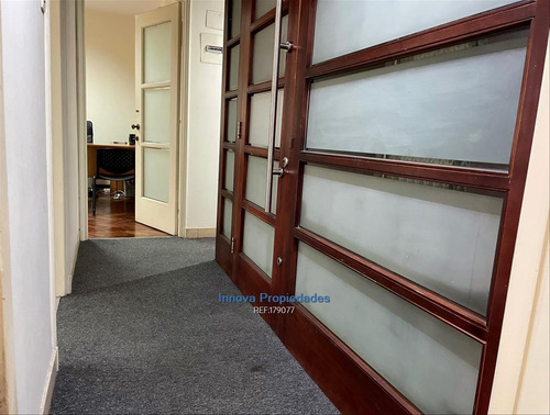 Venta Oficinas En Ciudad Vieja
