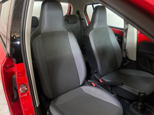 Volkswagen Up! MOVE 1.0 TSI TOTAL FLEX 12V 5P