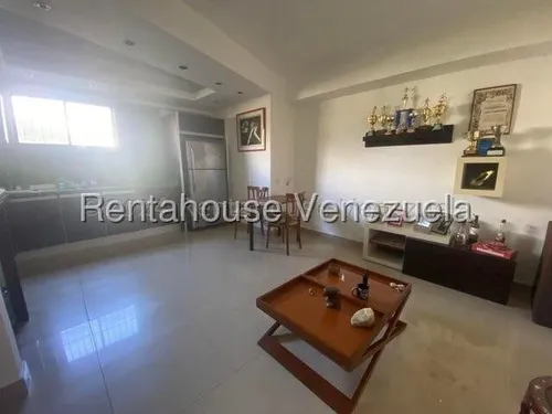 Apartamento En Costa Azul Lc