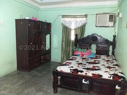 Imagen 5 de 8 de Cómoda Casa En Venta En Urbanismo De Las Calderas # 22-3588 04146954944