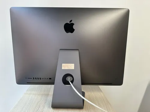 Computador Apple iMac Pro Xeon 32gb 1tb Video 8gb 2017 27pul (Usado)
