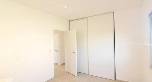 Imagen 13 de 28 de Casa En Venta En San Ramon - Pilar Del Este