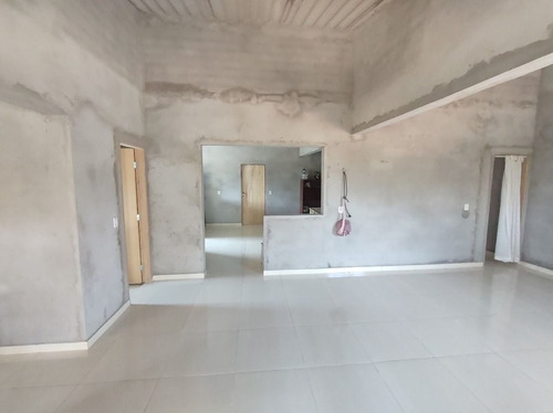 Imagem 14 de 30 de Ótima Chácara, Faltando Acabamento, Com 4 Dormitórios, Córrego, Bem Localizada, À Venda, 2000 M² Por R$ 280.000 - Rural - Socorro/sp - Ch1039