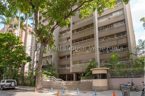 Apartamento Espectacular Amplio E Iluminado A La Venta En El Rosal  #24-20774 Mn Caracas - Chacao