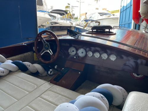 Barco Ski Boat Com Motor Gm 5.0 165 Hp - Poddium Náutica
