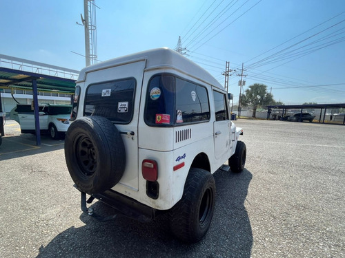 Imagen 5 de 13 de Jeep Cj7