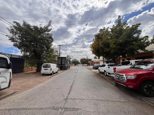 Propiedad Industrial En Sector Mixto De Quinta Normal