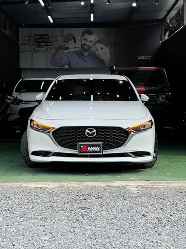Mazda 3 2.0 Touring mecánico