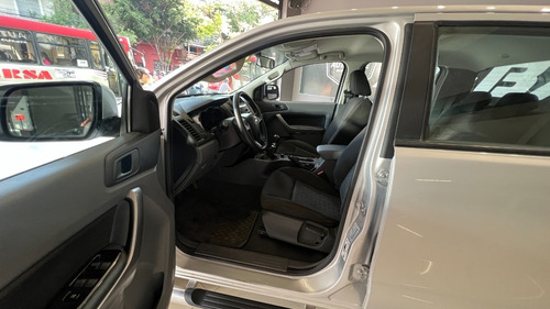 Imagen 9 de 19 de Ford Ranger 3.2 Xls 4x4 Manual D/c 2019