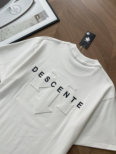 Camiseta De Letras Cóncavas Y Convexa Descente Playeras V