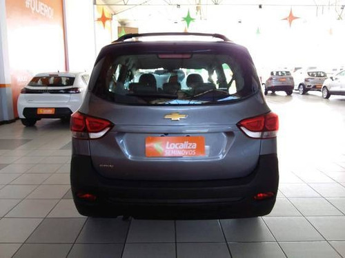 Imagem 3 de 9 de Chevrolet Spin 1.8 Activ7 8v Flex 4p Automático