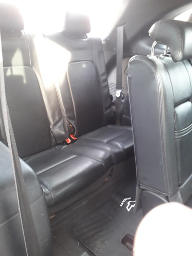 Imagen 11 de 22 de Chevrolet Captiva 2011 2.0 Vcdi Ltz At