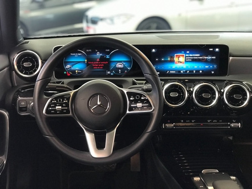 Imagem 8 de 9 de Mercedes A 200 1.3 Turbo Advance