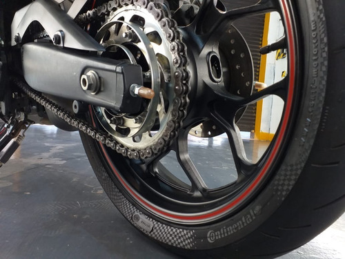 Yamaha R3