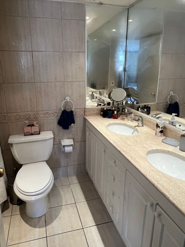 Departamento Amoblado 4 D 3 B 2 E 1 B, Alicante, Las Condes