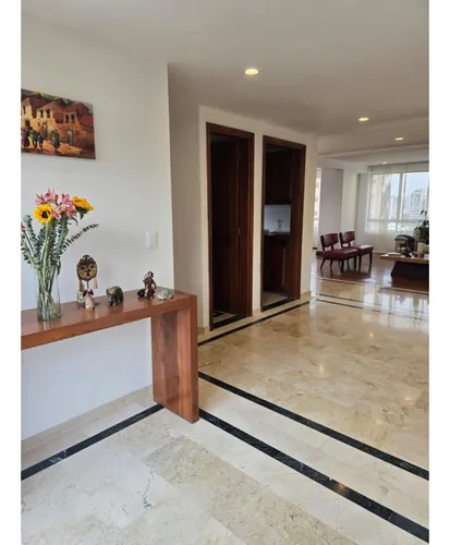 Arriendo Apartamento En Poblado- Milla De Oro