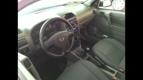 Chevrolet Astra Sedan 2.0 8v 4p 2002