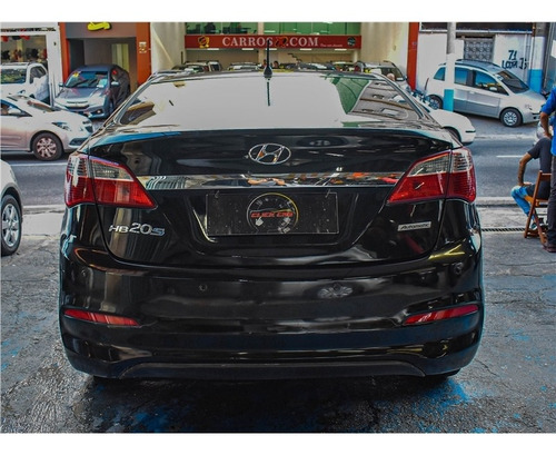 Imagem 5 de 15 de Hyundai Hb20s Comfort 2017 Preto Financiamento Facilitato!